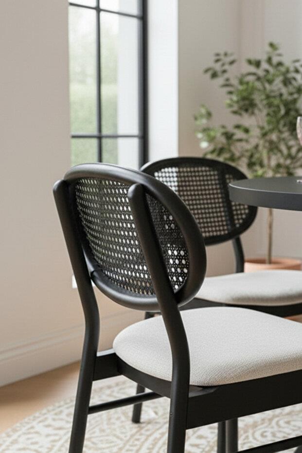 Woodenbend Beslan Siyah 100 cm Kayın Masa Takımı – 4 Sandalyeli İskandinav Modern Yemek Seti