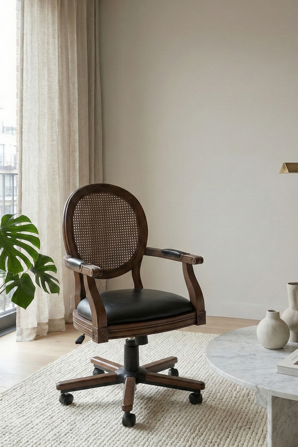 Woodenbend Orlando Ceviz Rengi Suni Deri Ofis Sandalyesi – Kayın İskelet Zamansız Stil