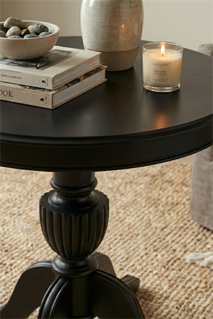 Brayden Siyah Fiskos Yan Sehpa – 70x70x71 cm Modern Minimalist Sehpa, Salon ve Oturma Odası İçin Şık Dekoratif Sehpa