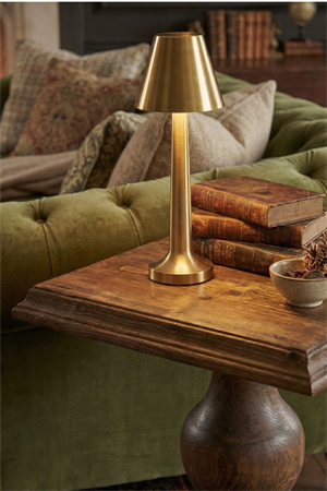 Woodenbend Bruno Masif Ladin Yan Sehpa El Yapımı Rustik Ahşap Koltuk Yanı Sehpa 51x51x65 cm | Doğal Klasik Country Dekoratif Sehpa