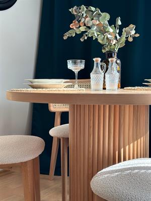 Woodenbend Mirla Yuvarlak Natural 100 cm Ahşap Yemek Masası Takımı – Hazeran Sandalyeli 4 Kişilik Masa Seti