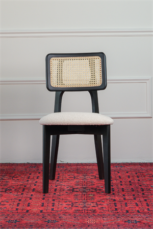 Woodenbend Mirla Siyah Kayın Sandalye – Hazeran Detaylı El İşçiliği