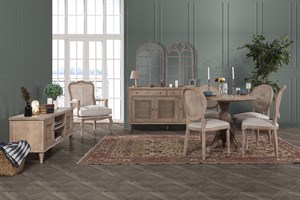 Woodenbend Orlando Eskitme Masif Masa 120x120 cm – Country Tarzı