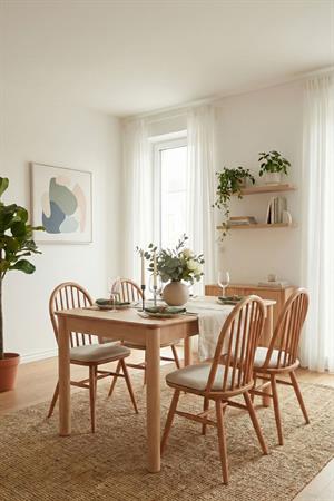 Woodenbend Freya Naturel 80x120 cm Açılır Mutfak Masa Takımı – 4 Kayın Sandalyeli Country Tasarım