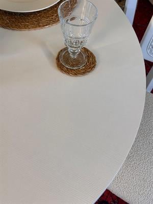 Woodenbend Mirla Yuvarlak Beyaz 100 cm Ahşap Yemek Masası Takımı – Hazeran Sandalyeli 4 Kişilik Masa Seti