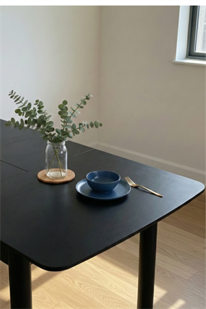 Woodenbend Nordic Mat Siyah Açılır Yemek Masası Takımı 80x120 / 80x150 cm | 4 Ahşap Döşemeli Sandalyeli Modern & Country Masa Seti