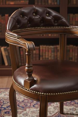 Woodenbend Orin Ceviz Rengi Kapitone Suni Deri Kolçaklı Sandalye – Kayın İskelet Zamansız Stil