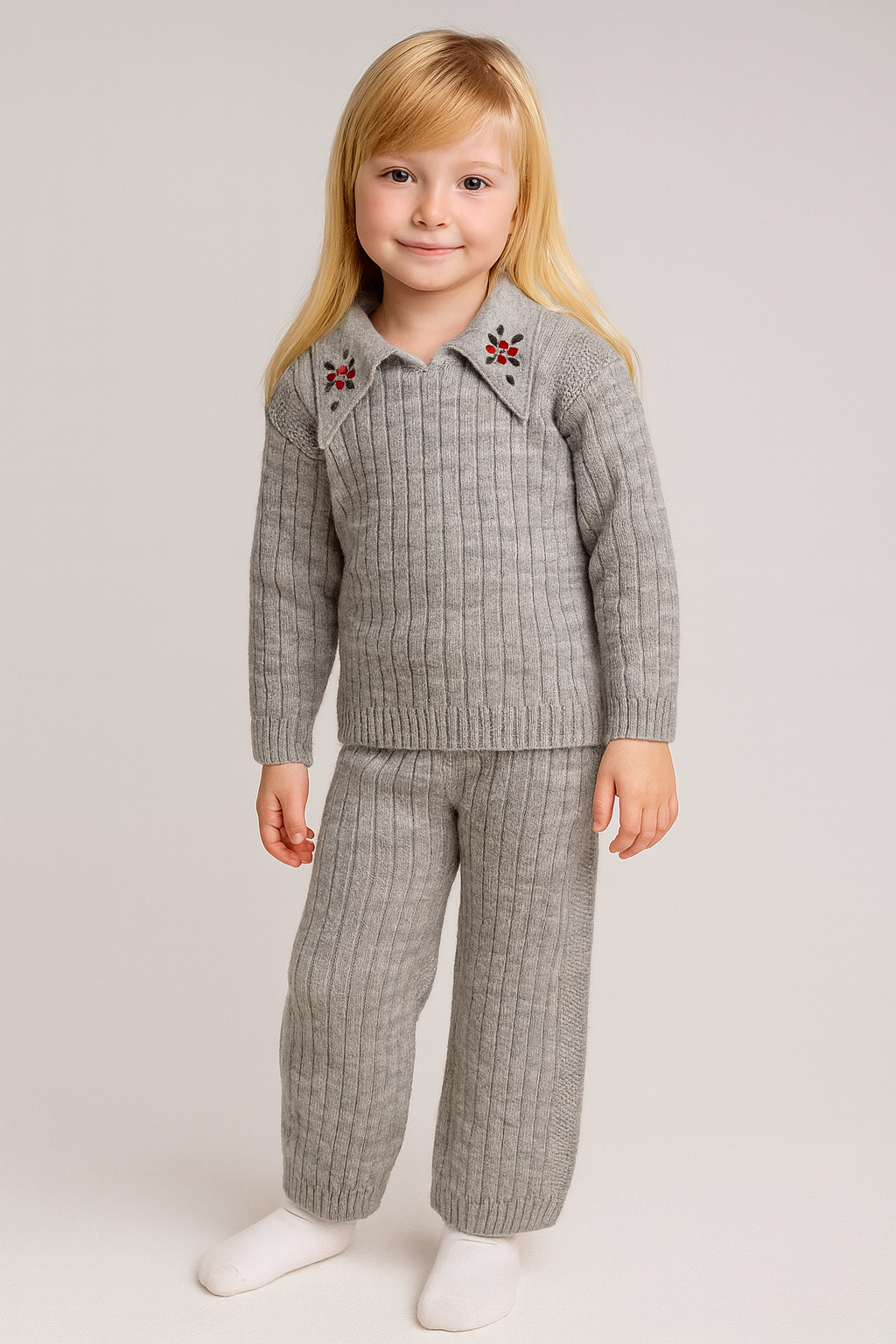 Triko Gömlek Yaka Çiçek İşlemeli Pantolonlu Takım GRİ
