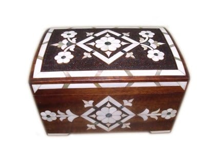 İstanbul-i Sedef İşlemeli Kutu