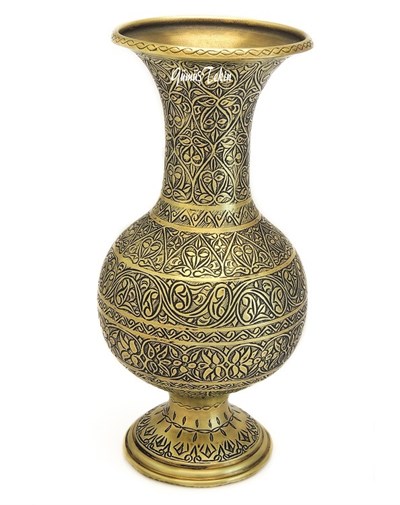 Pirinç İşlemeli Vazo