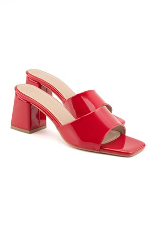 Naia Kırmızı Rugan Kadın Topuklu Ayakkabı 