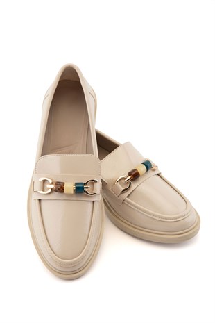 Novara Boncuk Detaylı Bej Kadın Loafer 