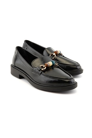 Novara Boncuk Detaylı Siyah Kadın Loafer 