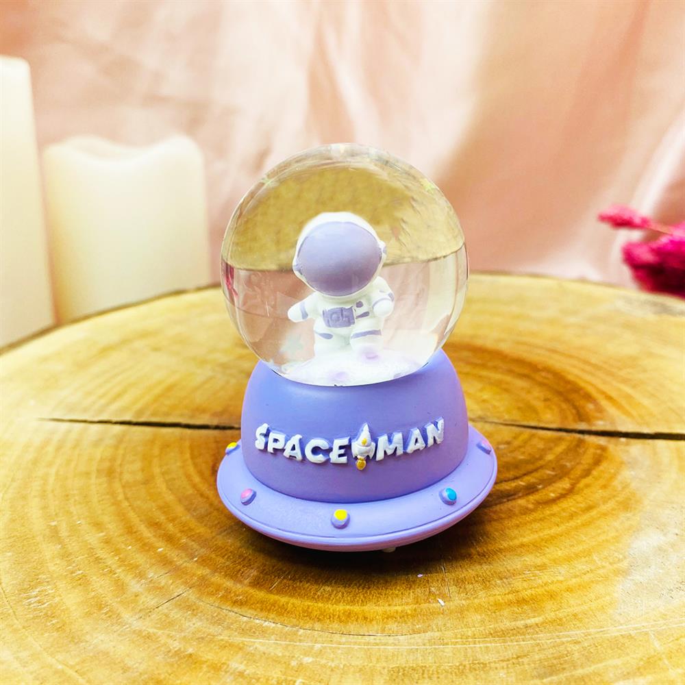 Astronot Tasarımlı Mini Kar Küresi