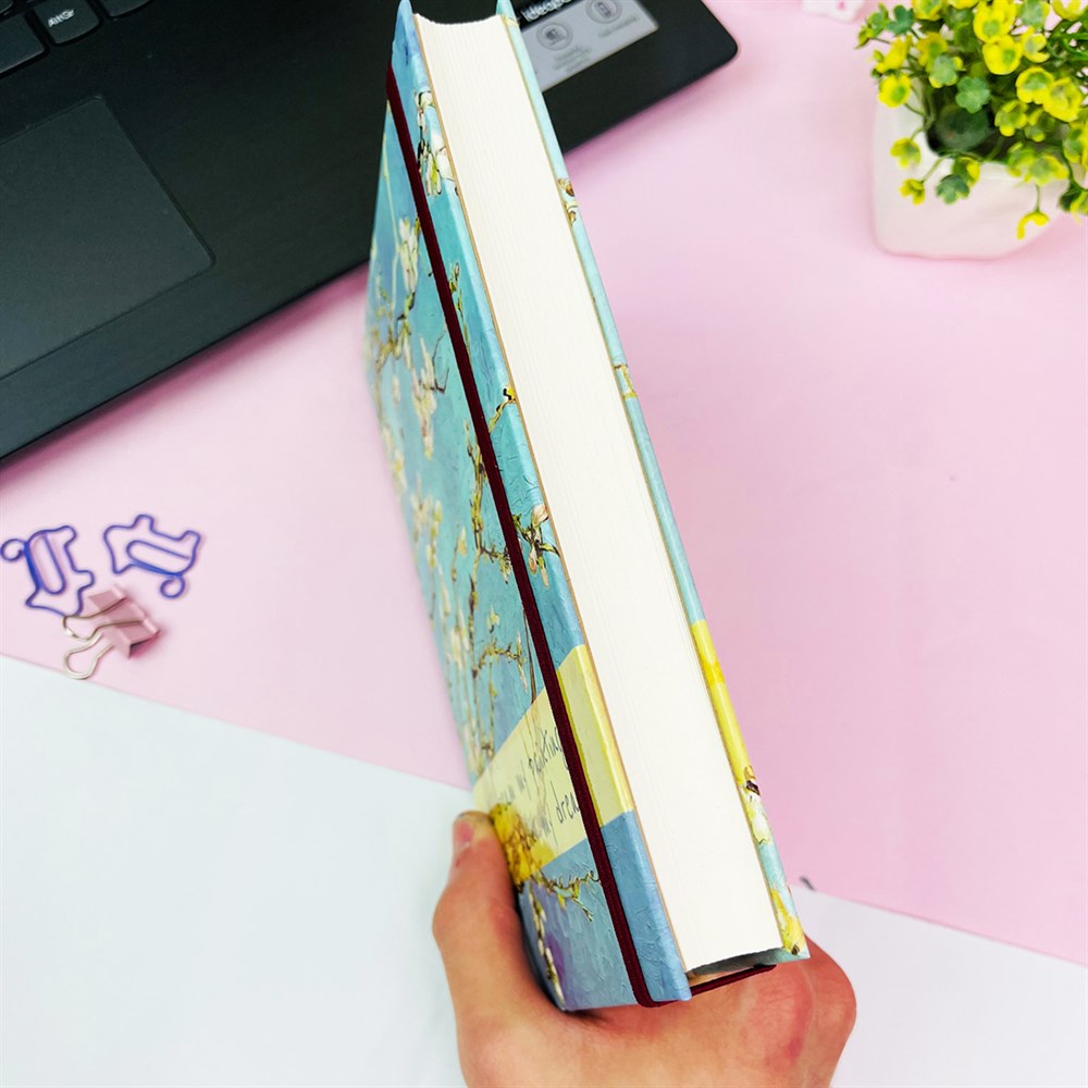 Badem Çiçeği Tasarımlı Kalın Kitap Görünümlü Defter