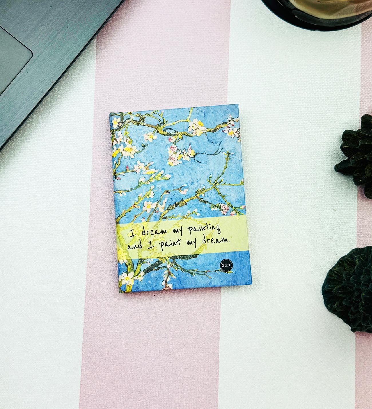 Badem Çiçeği Tasarımlı Sert Kapaklı Mini Defter