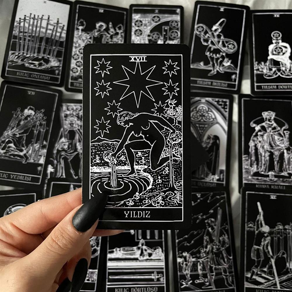 Bam Black & White Tarot Kartı