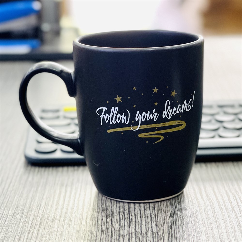 Follow Your Dreams Black Printed Mug