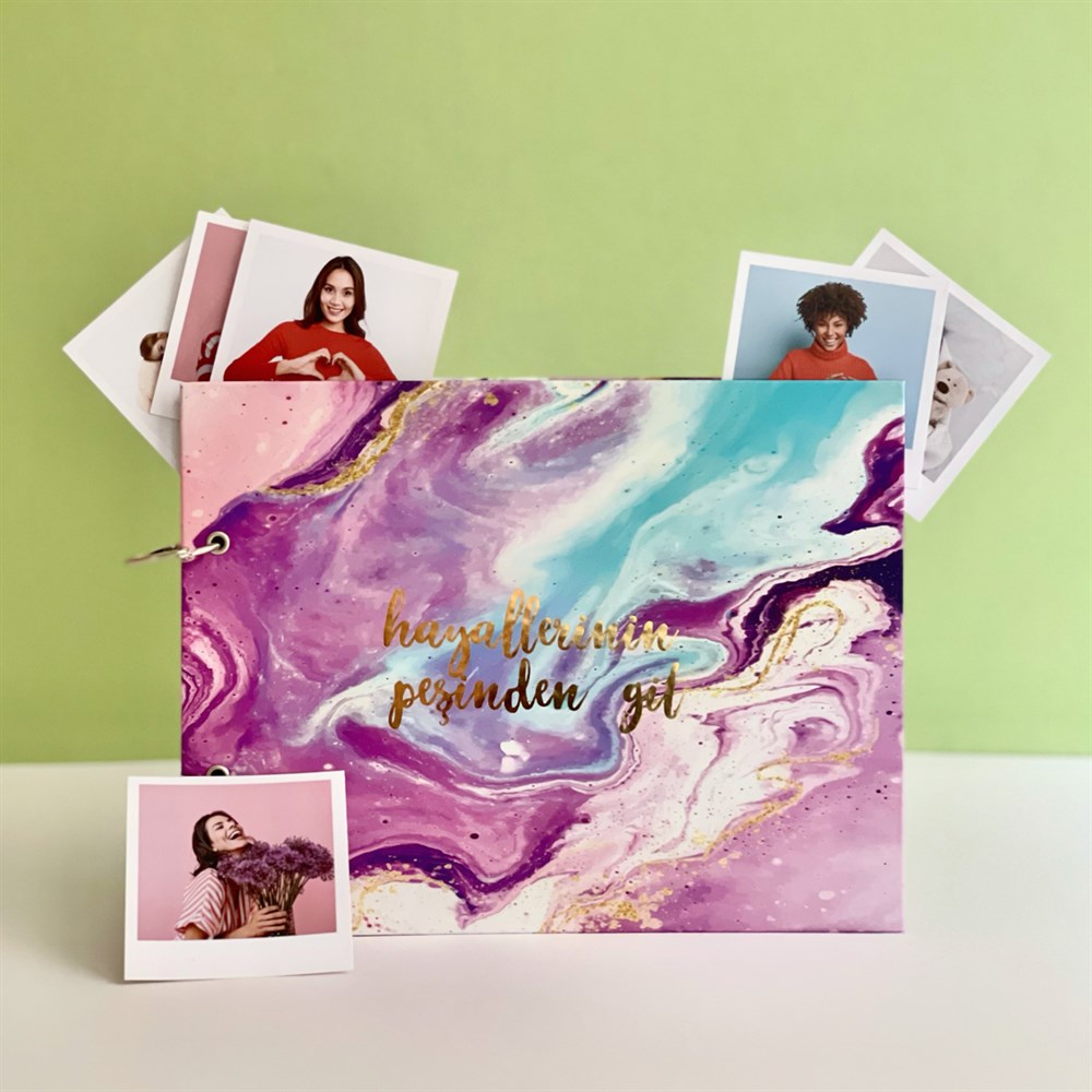 Hayallerinin Peşinden Git Photo Album w/Stickers