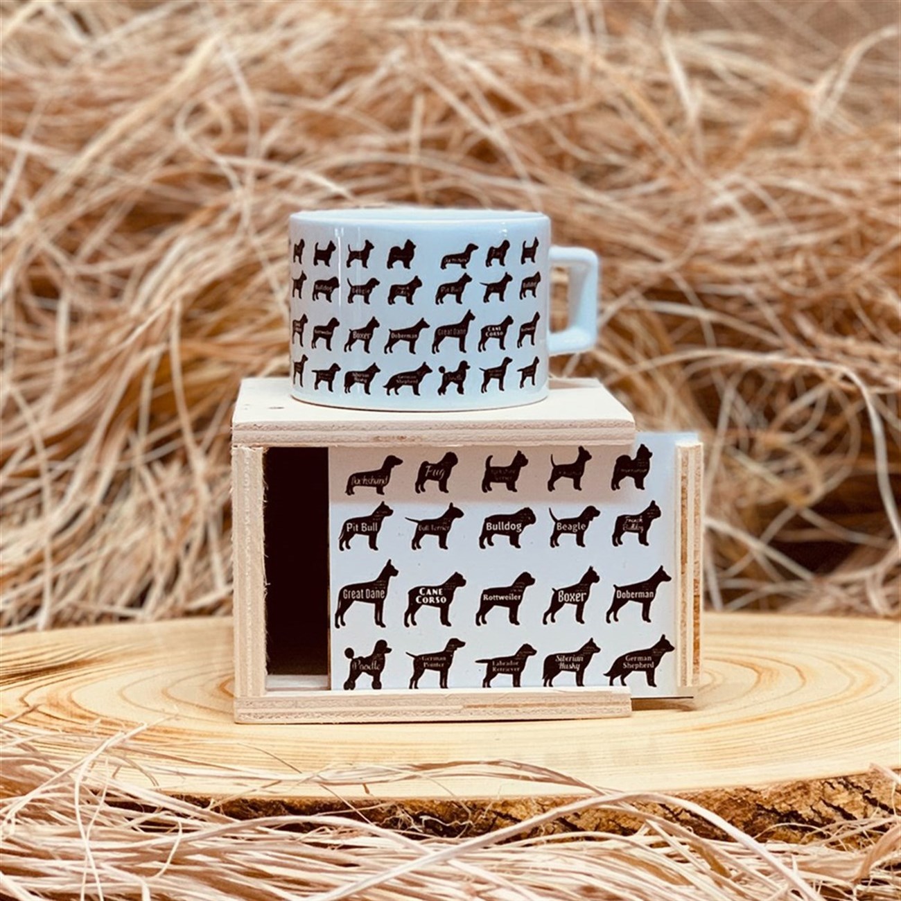 Köpek Tasarımlı Kutulu Kupa