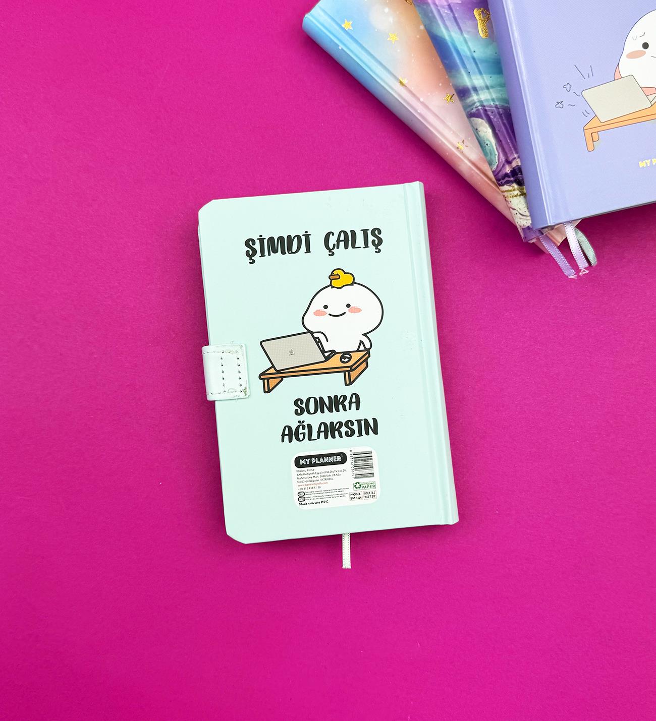 Motto Tasarımlı Mıknatıs Kapak Defter 14x9 Cm x24