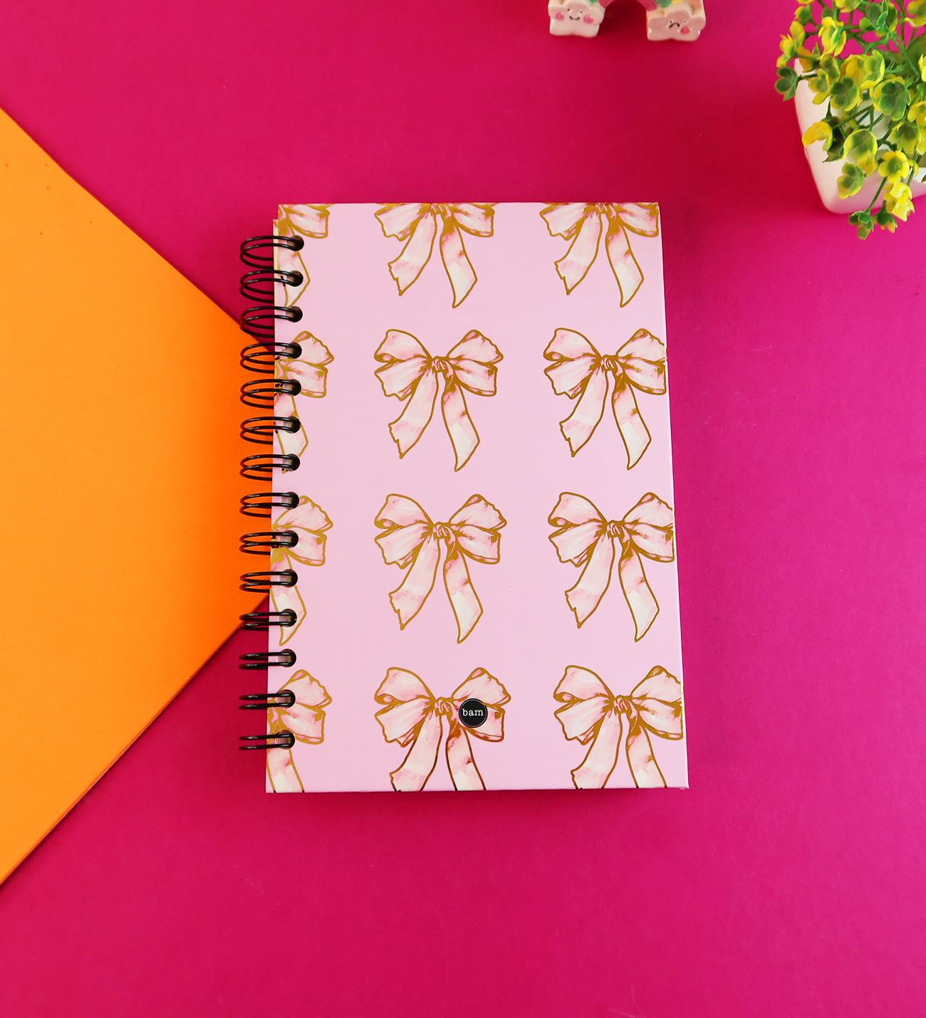Özel Tasarım Spiralli 15*21 cm Dot Defter, Eskiz Defteri, Doodle Book - 2 SAYFA STICKER HEDİYELİ
