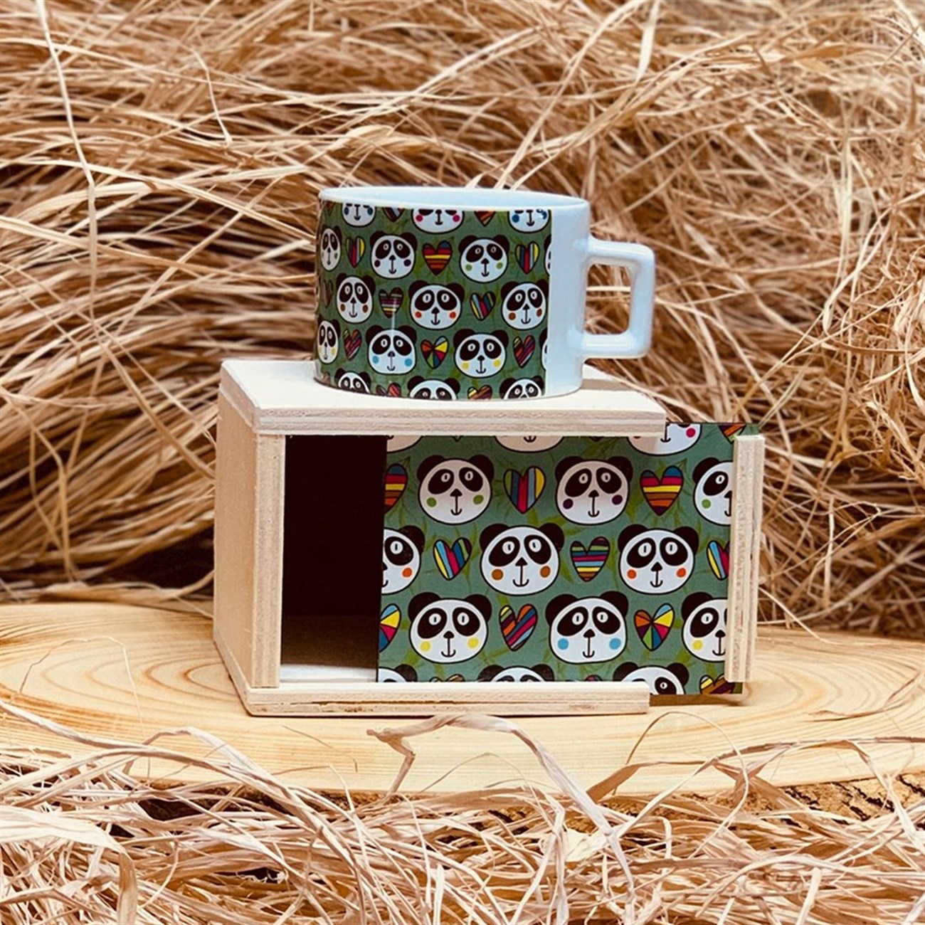 Panda Latern Tasarımlı Kutulu Kupa