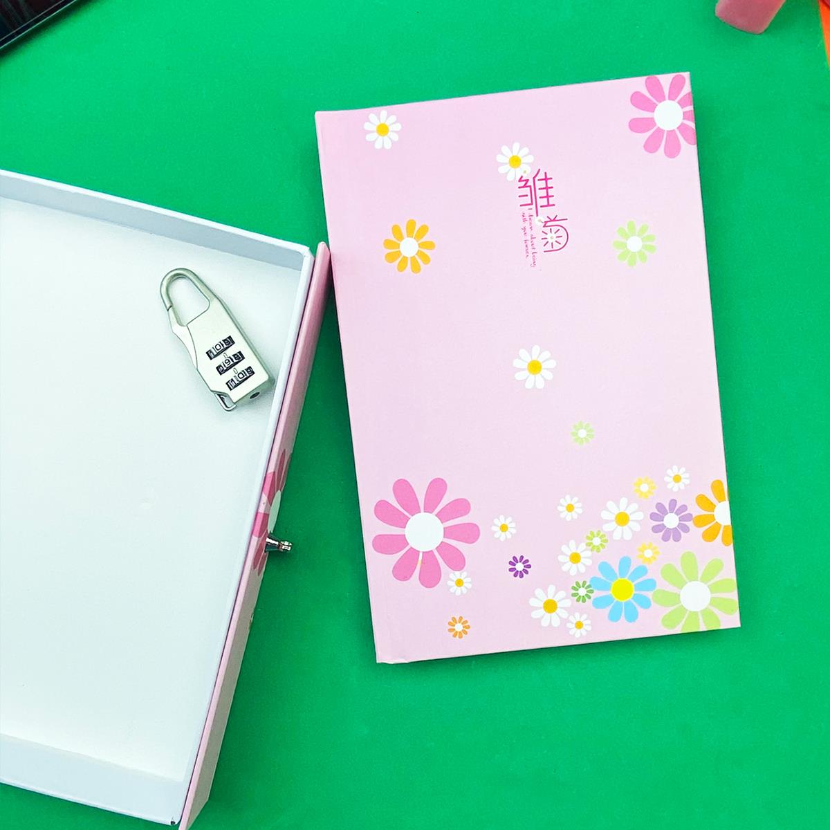 Papatya Tasarımlı Kilitli Günlük Defter
