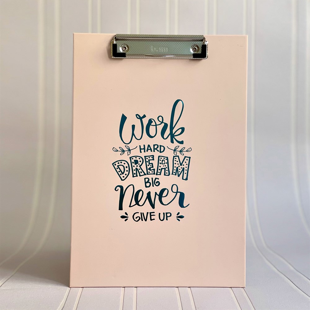 Pembe Work Hard Dream Tasarımlı Sekreterlik