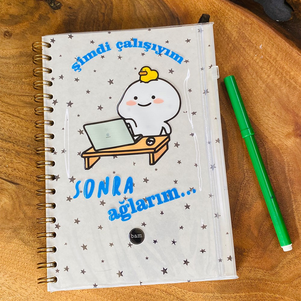 Şimdi Çalışıyım Sonra Ağlarım Tasarımlı Çanta Kapaklı Spiralli Defter
