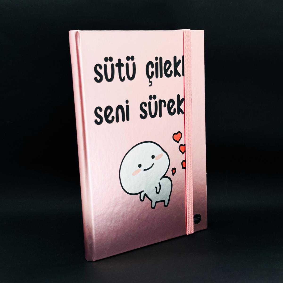 Sütü Çilekli Tasarımlı Metal Kapaklı Lastikli Defter