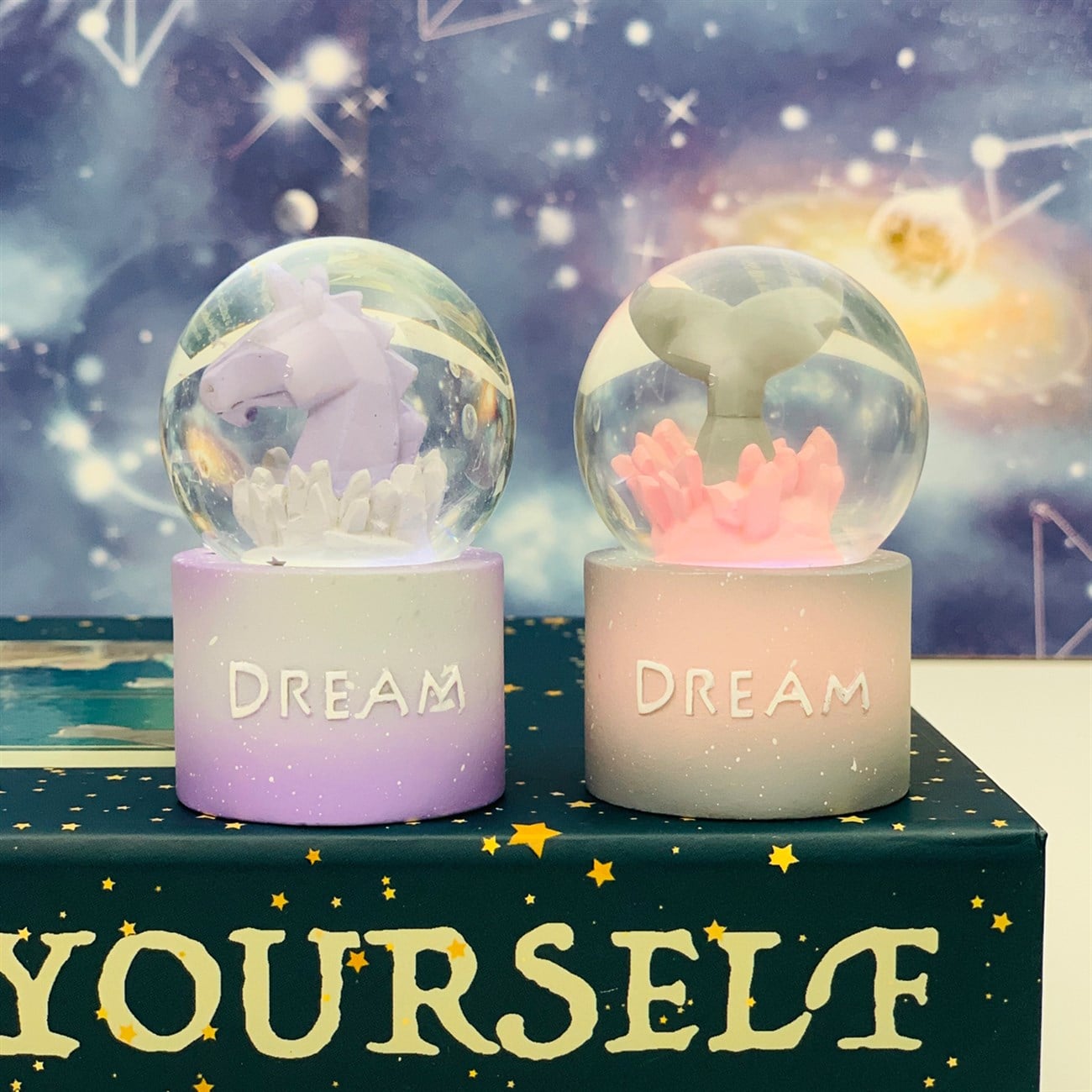 Unicorn ve Deniz Kızı Mini Boy Işıklı Kar Küresi