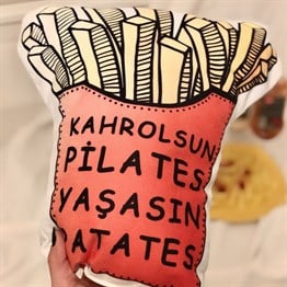 Kahrolsun Pilates Yaşasın Patates Tasarımlı Yastık