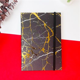 Altın Yaldızlı Siyah Mermer Tasarımlı Lastikli Defter
