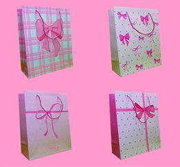 Bam 2101 Fiyonk Tasarımlı Karton Çanta 23x18x10 cm x12