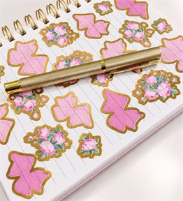 BM-2568  Kurdela Figürlü 160 Yaprak Çizgili + 1Sayfa Sticker Defter Tükenmez Kalem Set X 6