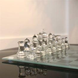 Cam Satranç Takımı