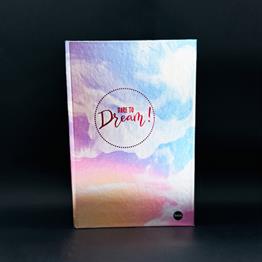 Dare To Dream Tasarımlı Metal Kapaklı Lastikli Defter