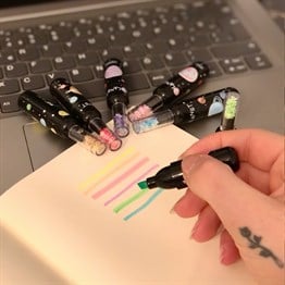 6 Pcs of Galaxy Felt Tip Pens