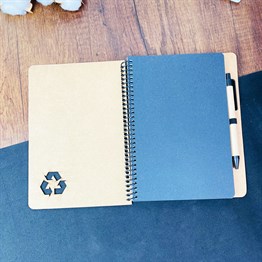 Geri Dönüşümlü Defter Kalem Set