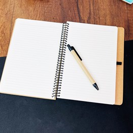 Geri Dönüşümlü Defter Kalem Set