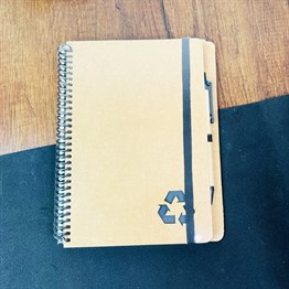 Geri Dönüşümlü Defter Kalem Set