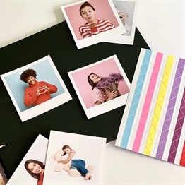 Hayallerinin Peşinden Git Photo Album w/Stickers