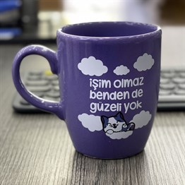İşim Olmaz Benden de Güzeli Yok Purple Printed Mug