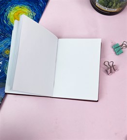 Kaplumbağa Terbiyecisi Tasarımlı Sert Kapaklı Lastikli Mini Defter