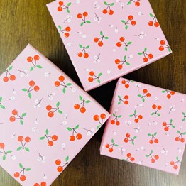 Cherry Daisy Gift Box - 3 Pcs Set