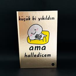 Küçük Bir Yıkıldım Tasarımlı Metal Kapaklı Lastikli Defter