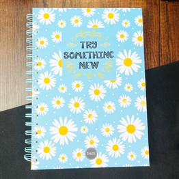 Mavi Papatya Tasarımlı Çizgili Spiralli Defter