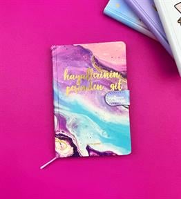 Motto Tasarımlı Mıknatıs Kapak Defter 19x12 Cm
