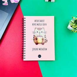 Mutlu Eden Şeylere Müsaitim Tasarımlı Spiralli Defter